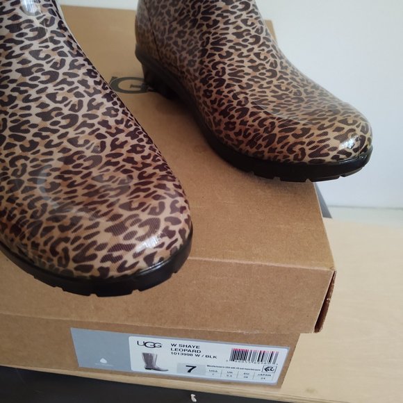 UGG Shaye Leopard. Size 7. New - Picture 2 of 2